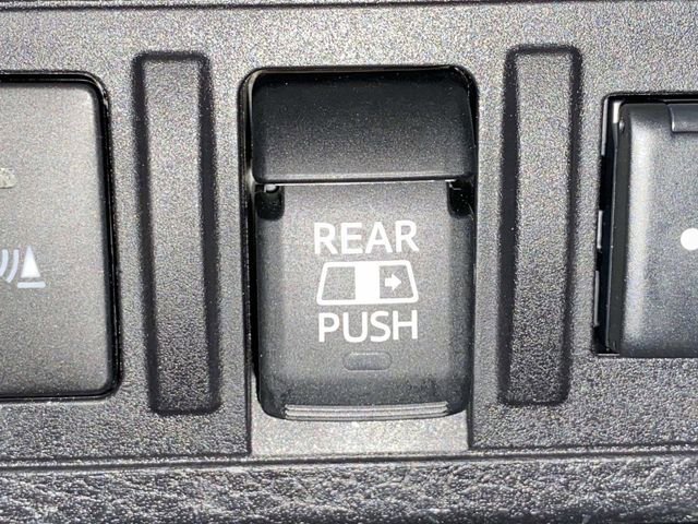 Used 2023 Toyota Tacoma SR5 image 32