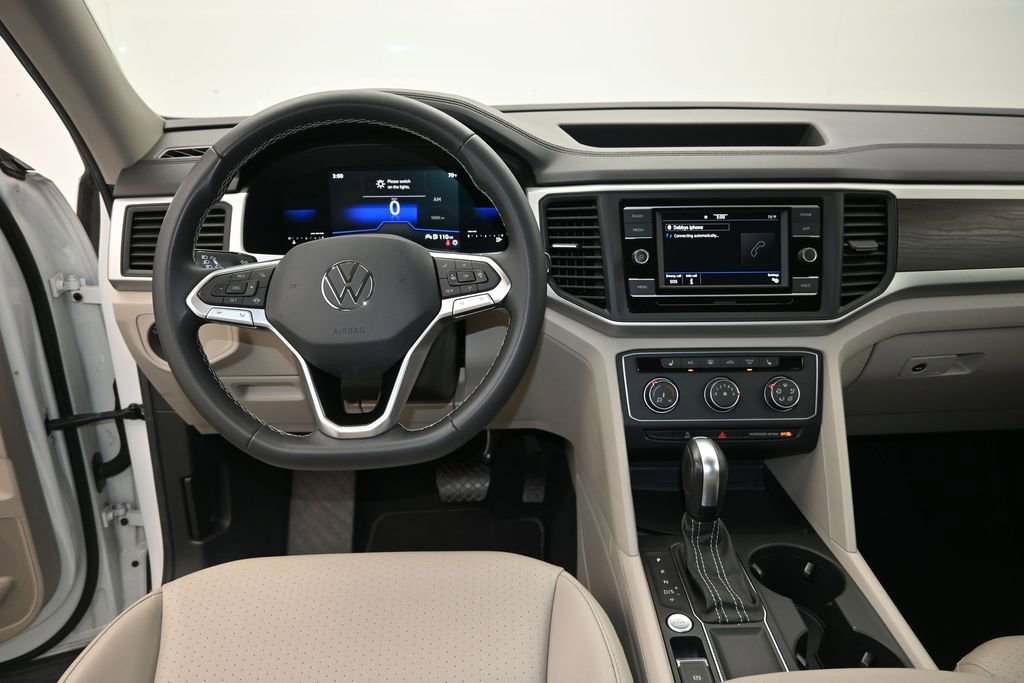 Used 2023 Volkswagen Atlas SE FWD image 16
