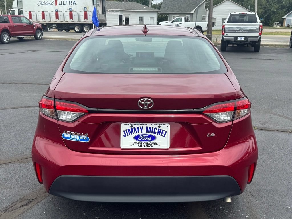 Used 2025 Toyota Corolla LE FWD image 24