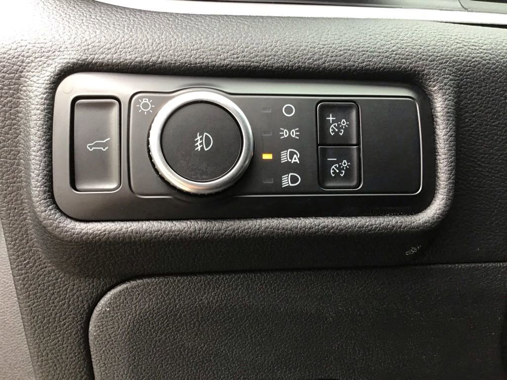 Certified 2024 Ford Explorer XLT w/ Equipment Group 202A image 20