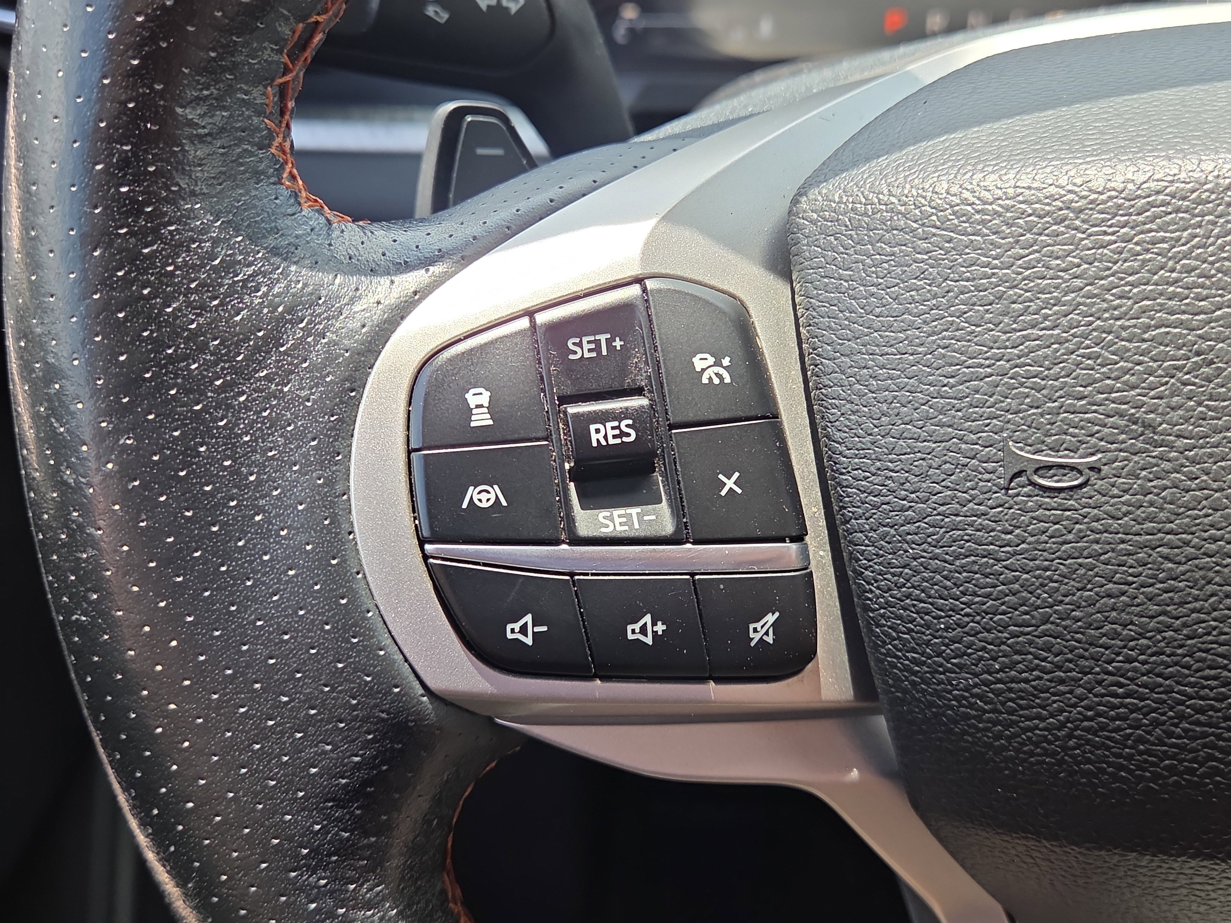 Certified 2022 Ford Explorer Timberline w/ Timberline Technology Package AWD/4WD image 17