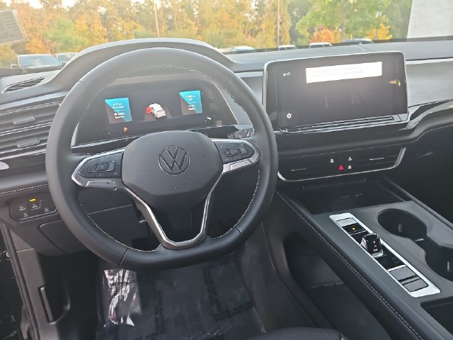 Used 2026 Volkswagen Atlas Cross Sport SE FWD image 15