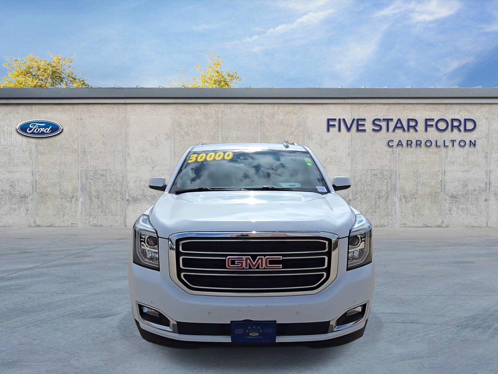 Used 2019 GMC Yukon SLT image 3