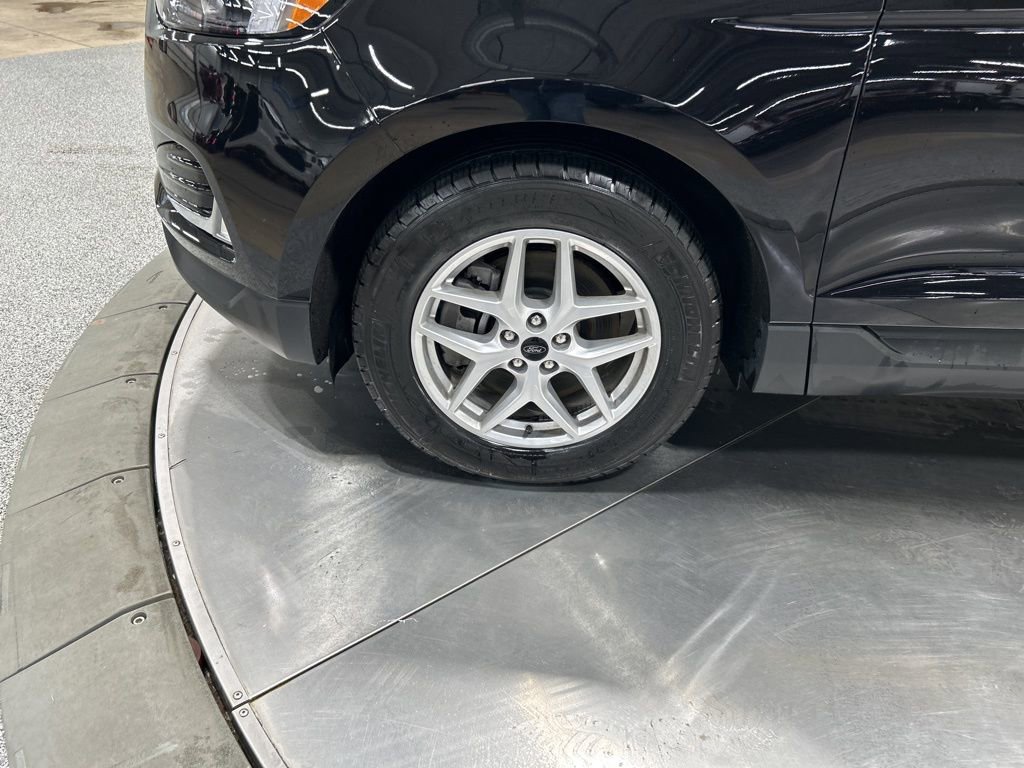 Certified 2024 Ford Edge SEL w/ Convenience Package AWD/4WD image 31