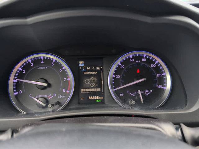 Used 2018 Toyota Highlander XLE AWD/4WD image 24