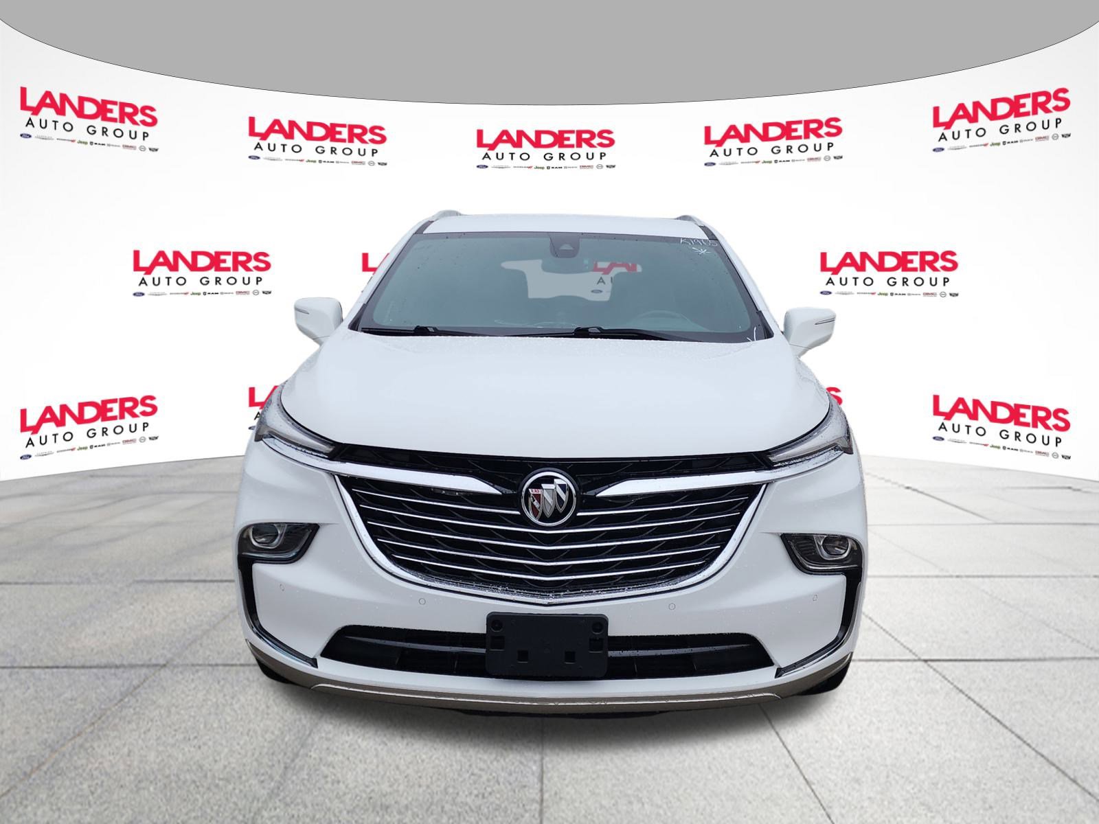 Used 2023 Buick Enclave Essence image 8