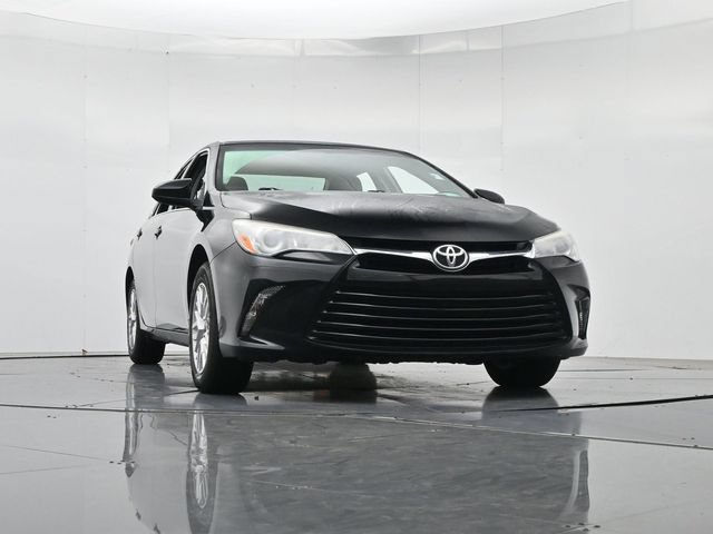 Used 2017 Toyota Camry LE FWD image 36