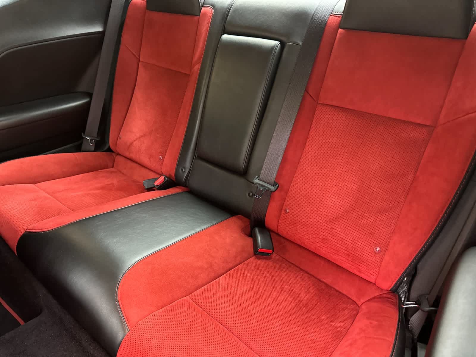 Used 2021 Dodge Challenger R/T Scat Pack RWD image 4