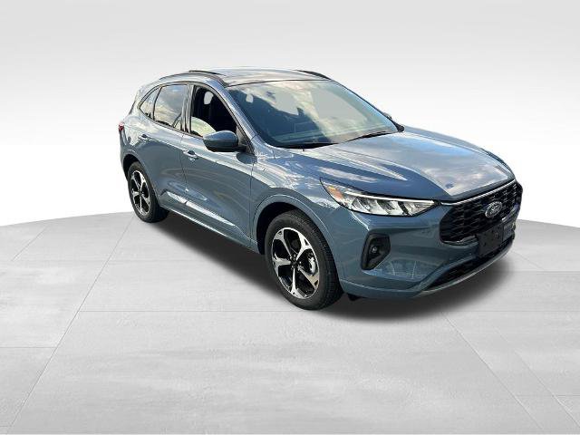 Certified 2024 Ford Escape ST-Line Select w/ Tech Pack #2 AWD/4WD image 3