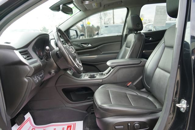 Used 2021 GMC Acadia SLT w/ Technology Package image 11