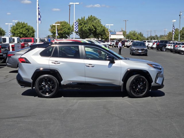Used 2024 Toyota RAV4 XSE w/ Advanced Technology Package AWD/4WD image 3