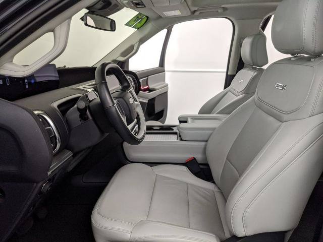 Certified 2025 Ford Expedition Platinum w/ Driver's Package AWD/4WD image 17