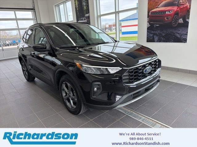 Certified 2025 Ford Escape ST-Line Select