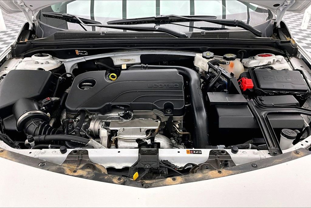 Used 2025 Chevrolet Malibu LT FWD image 10