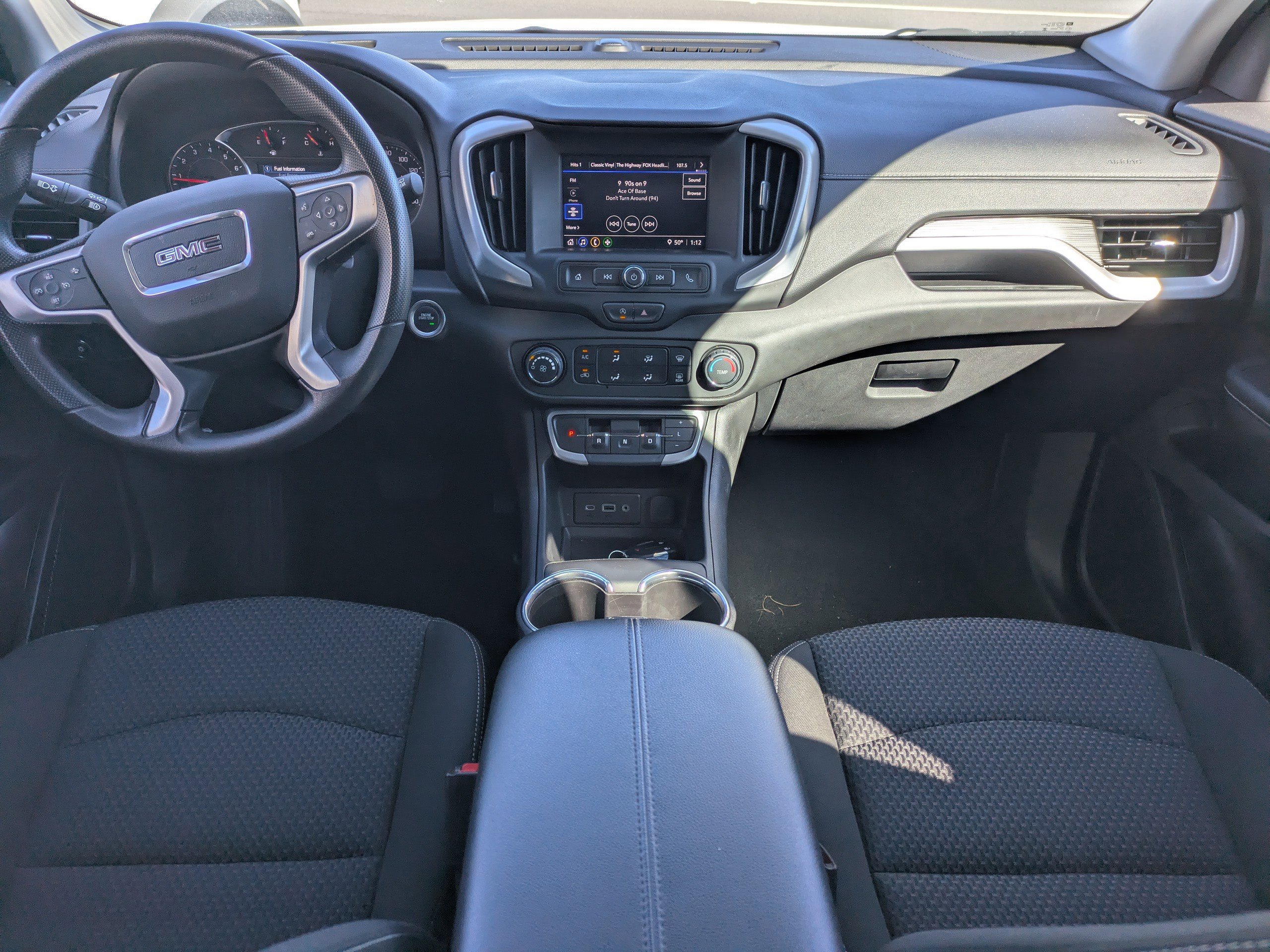 Used 2024 GMC Terrain SLE image 15