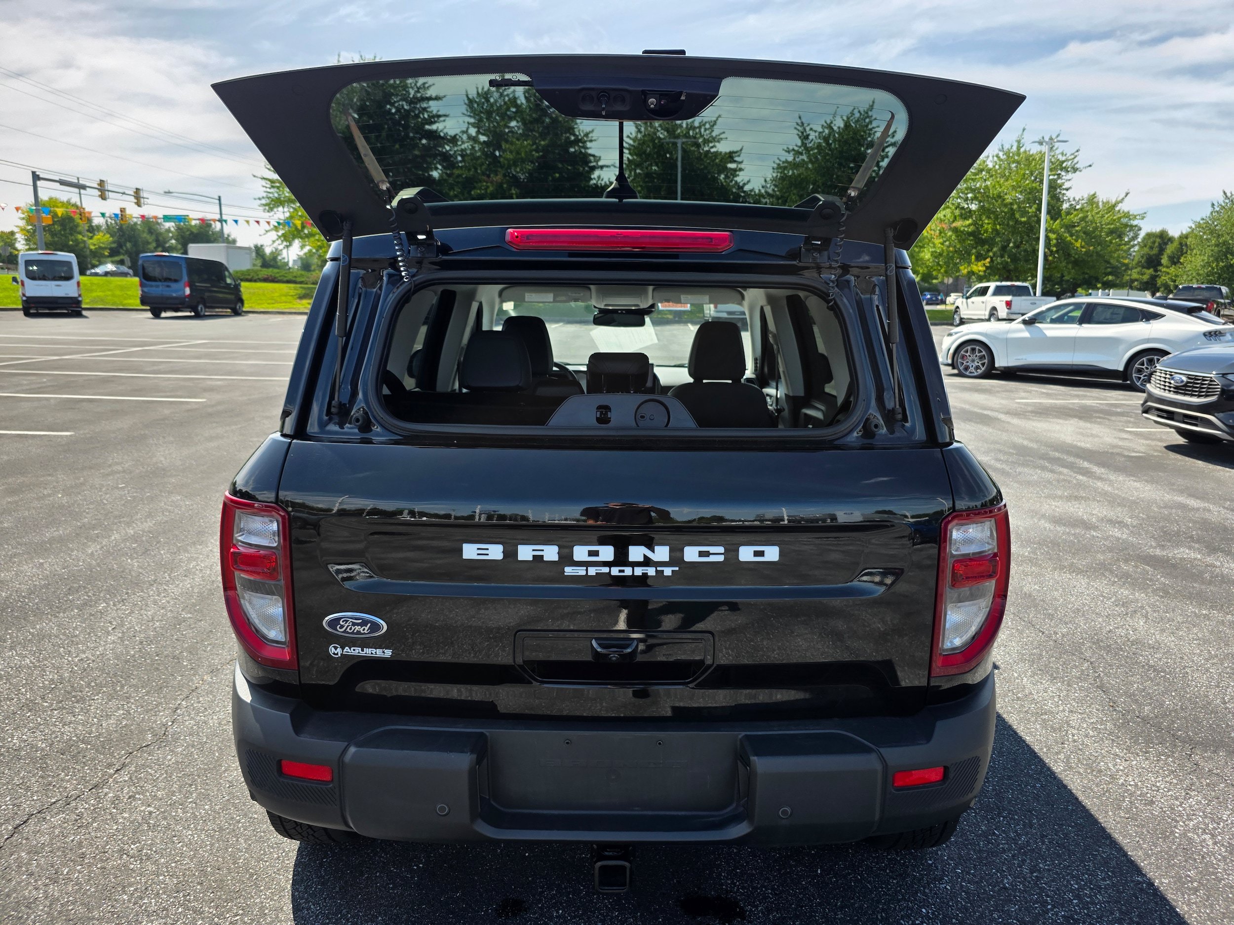 Certified 2025 Ford Bronco Sport Badlands AWD/4WD image 9