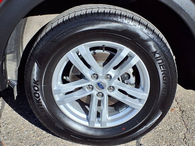 Certified 2024 Ford Explorer XLT w/ Equipment Group 202A AWD/4WD image 31