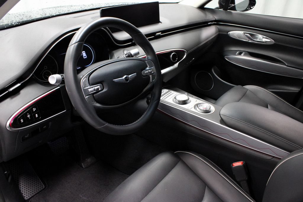 Used 2024 Genesis GV70 2.5T w/ Advanced Package AWD/4WD image 25