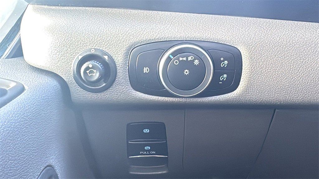 Certified 2022 Ford Transit 350 XLT image 16