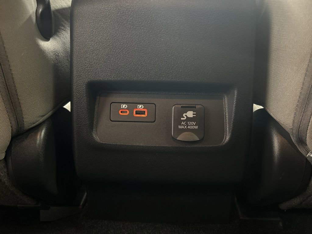 Used 2022 Nissan Frontier SV image 24