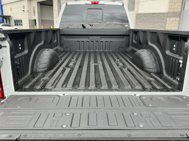 Certified 2026 Ford F450 Platinum w/ Platinum Plus Package AWD/4WD image 23
