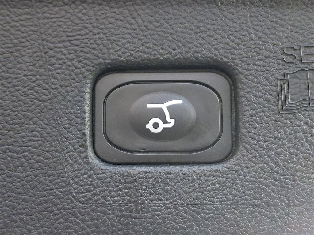 Certified 2022 Ford Edge SEL w/ Convenience Package image 30