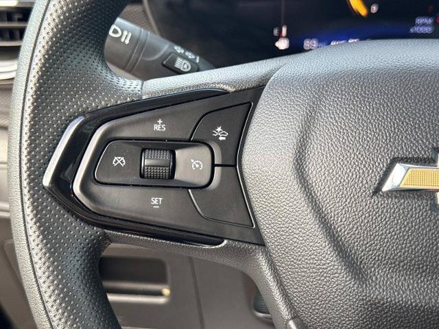 Used 2025 Chevrolet TrailBlazer LT AWD/4WD image 17