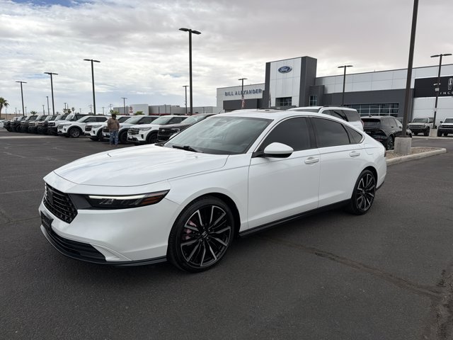 Used 2023 Honda Accord EX image 1