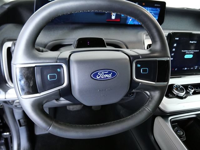 Certified 2025 Ford Expedition Active AWD/4WD image 25