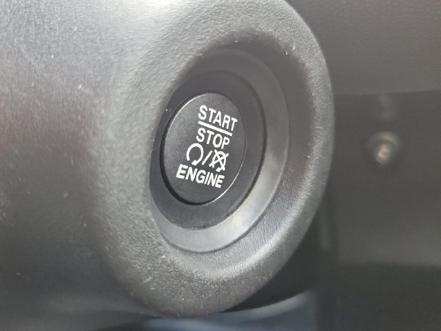 Used 2025 RAM ProMaster 2500 w/ Convenience Group FWD image 17