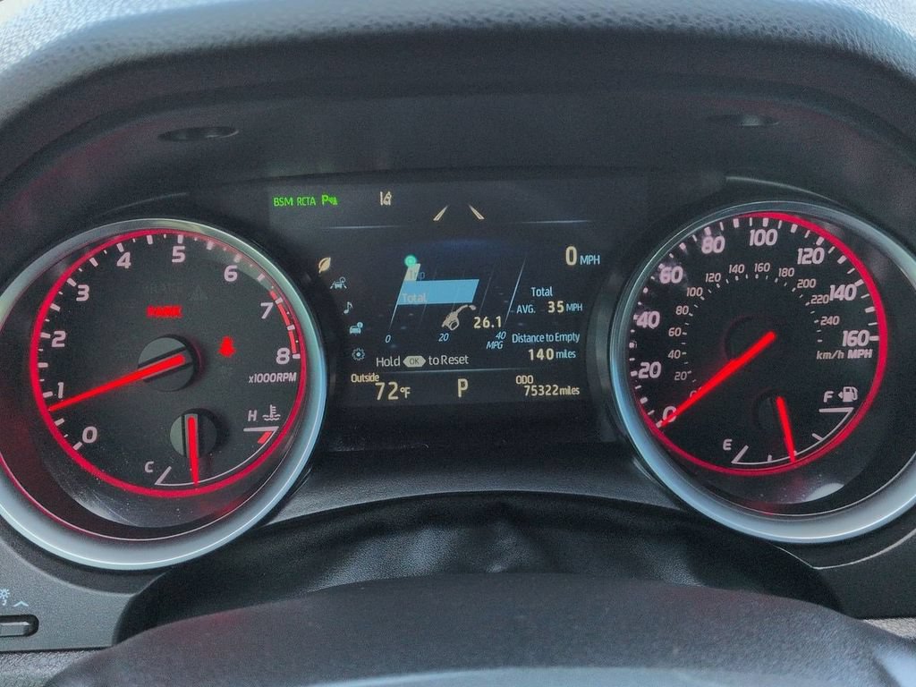 Used 2018 Toyota Camry XSE FWD image 14
