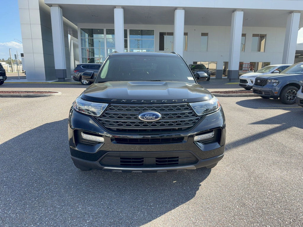 Certified 2023 Ford Explorer XLT w/ Equipment Group 202A image 6