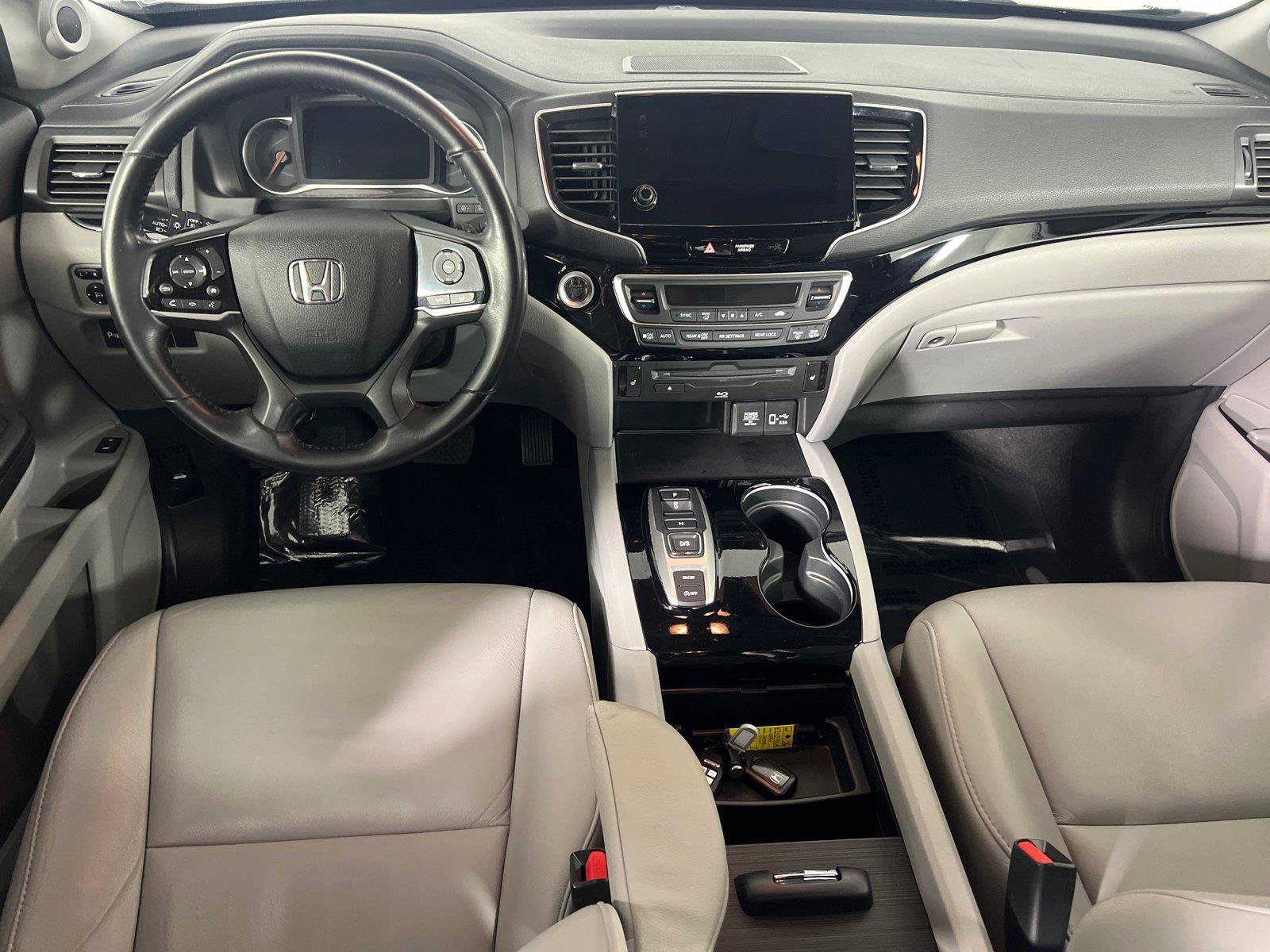 Used 2020 Honda Pilot Touring image 25