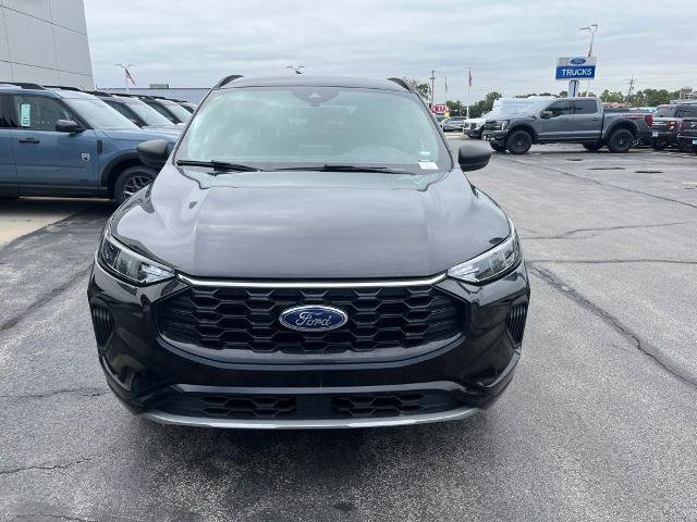 Certified 2024 Ford Escape ST-Line FWD image 2