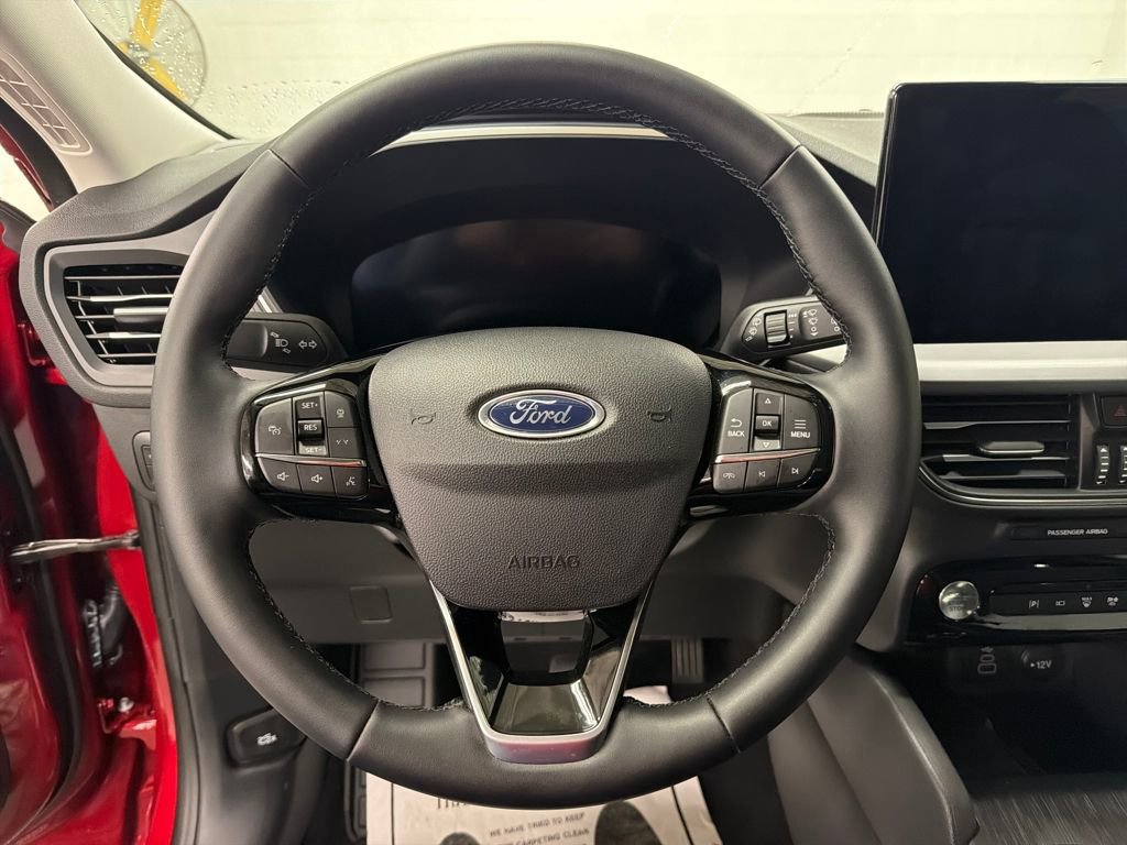 Certified 2026 Ford Escape SE w/ PHEV Premium Package image 18