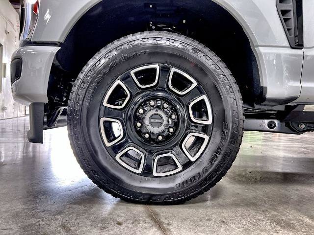 Certified 2026 Ford F250 Platinum AWD/4WD image 13