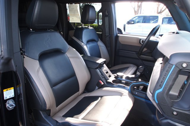 Certified 2024 Ford Bronco Wildtrak image 11