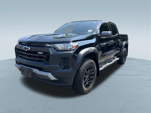 Used 2025 Chevrolet Colorado Trail Boss AWD/4WD image 9