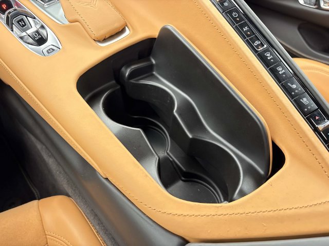 Used 2025 Chevrolet Corvette Stingray Premium Conv w/ Z51 Performance Package RWD image 32