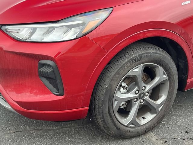 Certified 2024 Ford Escape ST-Line w/ Tech Pack #1 image 4
