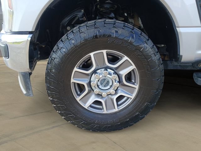 Certified 2024 Ford F250 Lariat w/ FX4 Off-Road Package AWD/4WD image 14