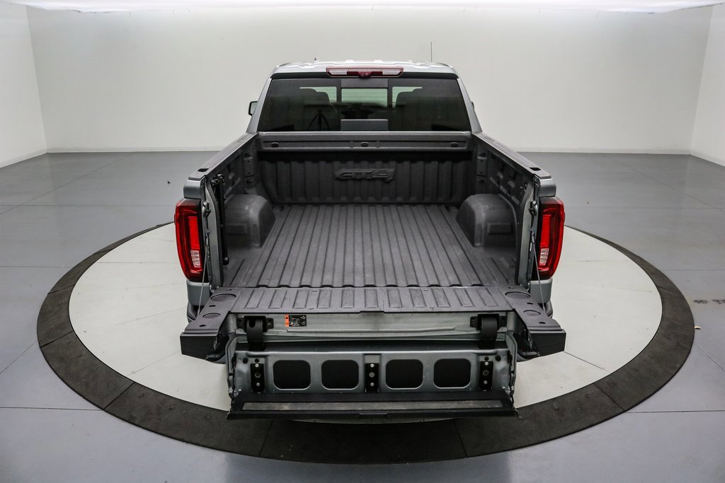 Used 2023 GMC Sierra 1500 AT4 w/ Technology Package image 10