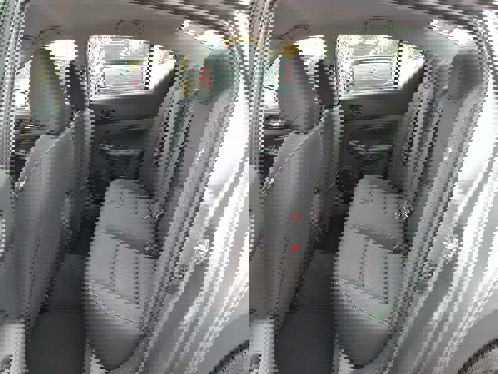 Used 2025 Nissan Altima 2.5 SV image 13