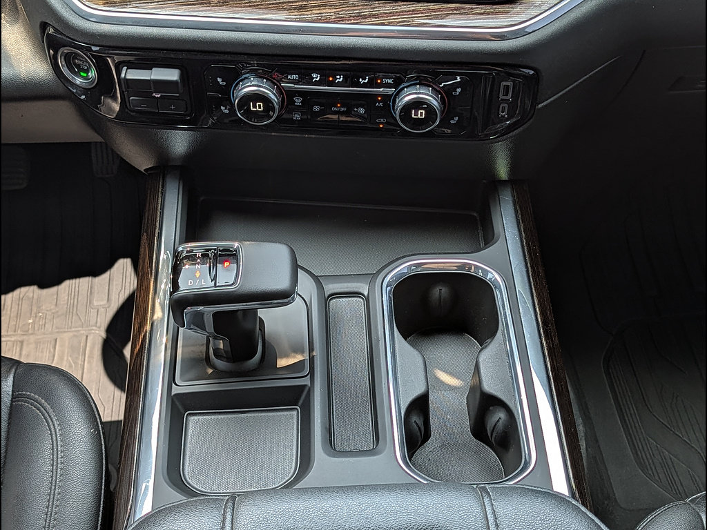 Used 2022 GMC Sierra 1500 Elevation w/ Elevation Premium Package AWD/4WD image 22