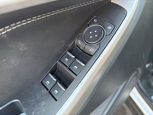 Certified 2022 Ford Explorer Limited image 24