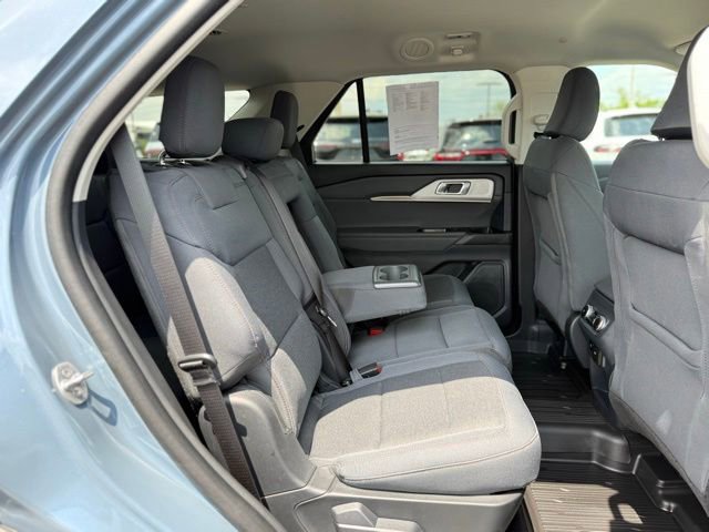 Certified 2025 Ford Explorer Active AWD/4WD image 22