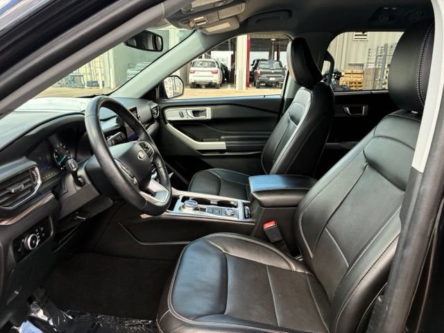Certified 2024 Ford Explorer Limited AWD/4WD image 7
