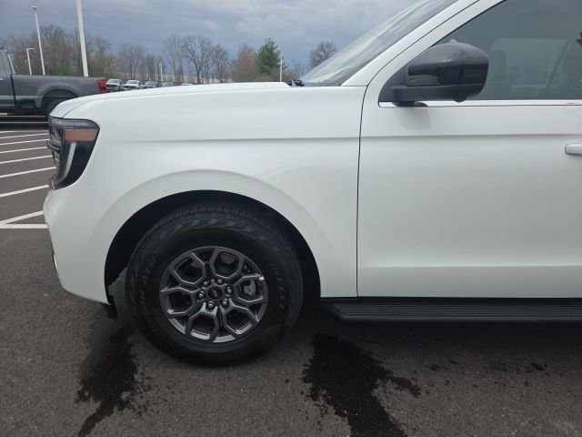 Certified 2025 Ford Expedition Max Active image 19