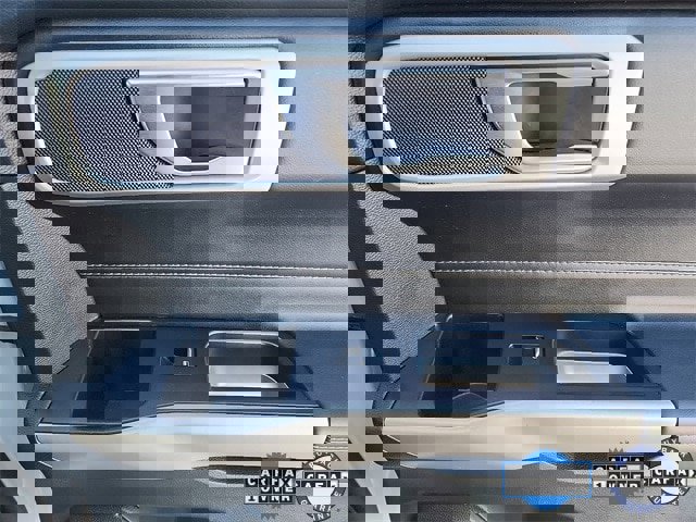 Certified 2022 Ford Explorer XLT w/ Equipment Group 202A image 31