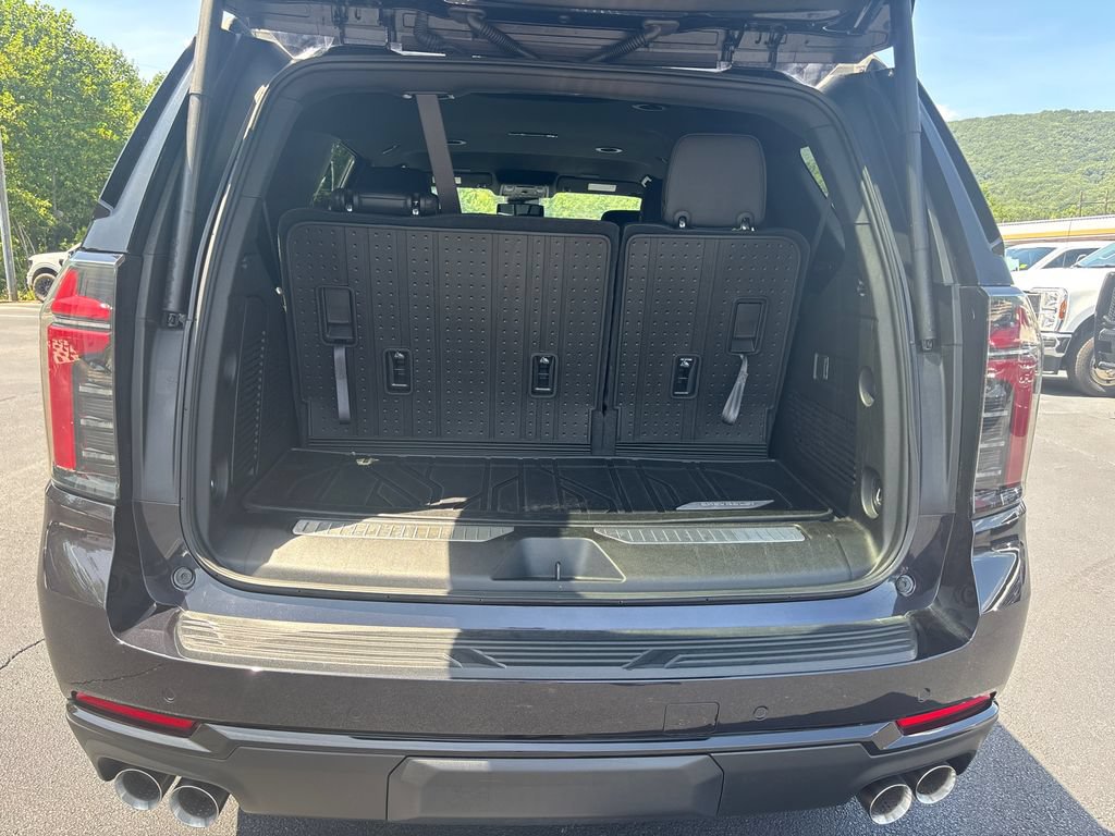 Used 2025 Chevrolet Tahoe RST AWD/4WD image 19